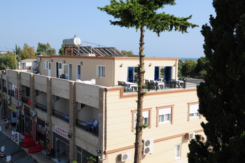 Beachway Hotel Sidé Extérieur photo